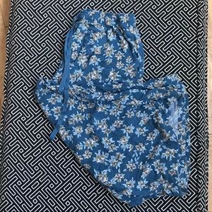 Uniqlo Lounge culottes